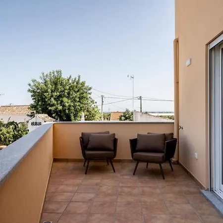 Casa Vela Βίλα Ταβίρα